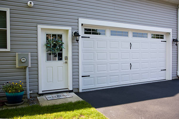 24/7 Emergency Garage Door Installation experts in Eureka Mill, SC
